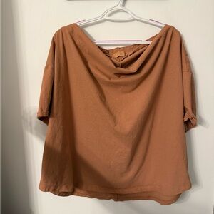 NUUDS off the shoulder tee clay xl
